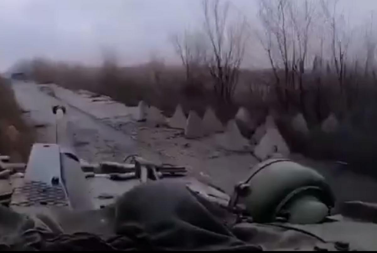 ЗСУ долають оборонний рубіж окупантів / Скріншот ЗСУ долають оборонний рубіж окупантів / Скріншот