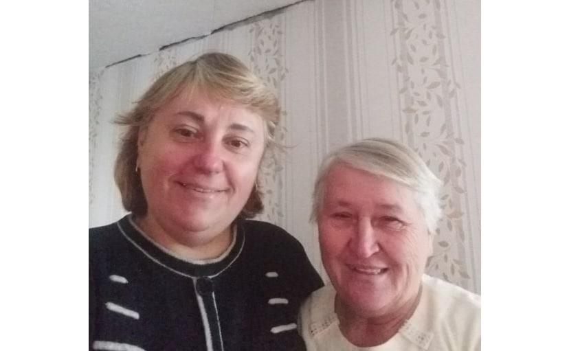 У Високопіллі медсестри у домашніх умовах допомогали місцевим жителям / фото надане Надією Цалінською У Високопіллі медсестри у домашніх умовах допомогали місцевим жителям / фото надане Надією Цалінською