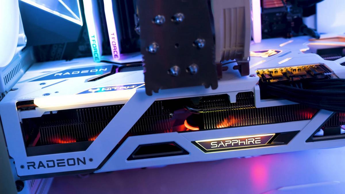 AMD істотно знизила ціну на Radeon RX 6950 XT / фото AMD AMD істотно знизила ціну на Radeon RX 6950 XT / фото AMD