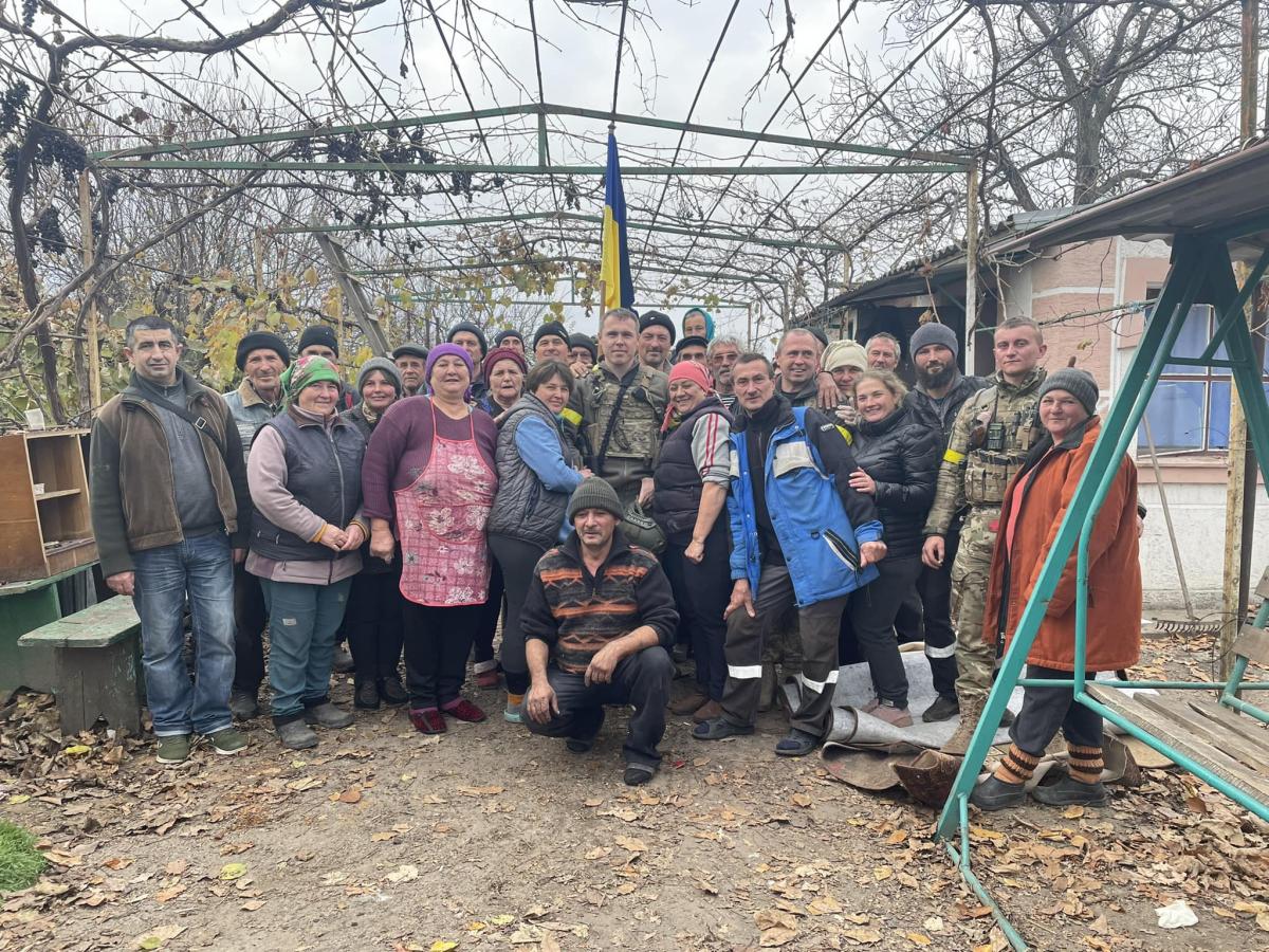 Полковник разом з силами оборони звільняв своє рідне село Чарівне на Херсонщині / фото Роман Костенко