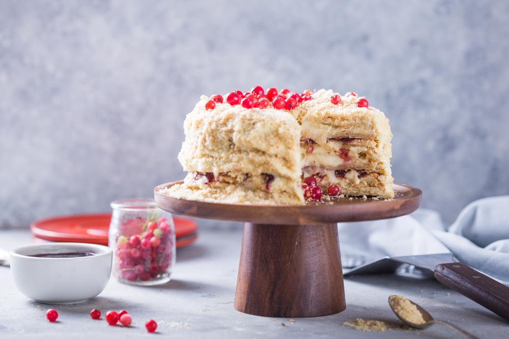 Листковий торт з печивом і сирним кремом / фото ua.depositphotos.com Листковий торт з печивом і сирним кремом / фото ua.depositphotos.com