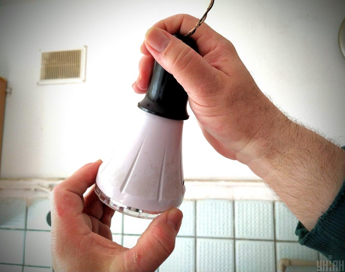 В Уряді пояснили, навіщо доводиться підіймати тариф на електроенергію / фото УНІАН