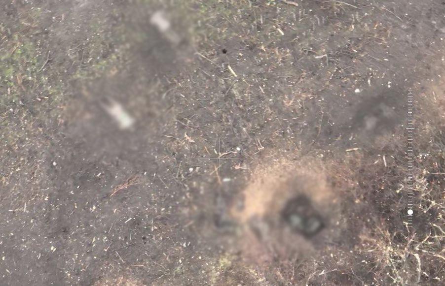 Тілами окупантів вкрита уся земля: воїн ЗСУ розповів про безперервні бої під Бахмутом (фото) Тілами окупантів вкрита уся земля: воїн ЗСУ розповів про безперервні бої під Бахмутом (фото)