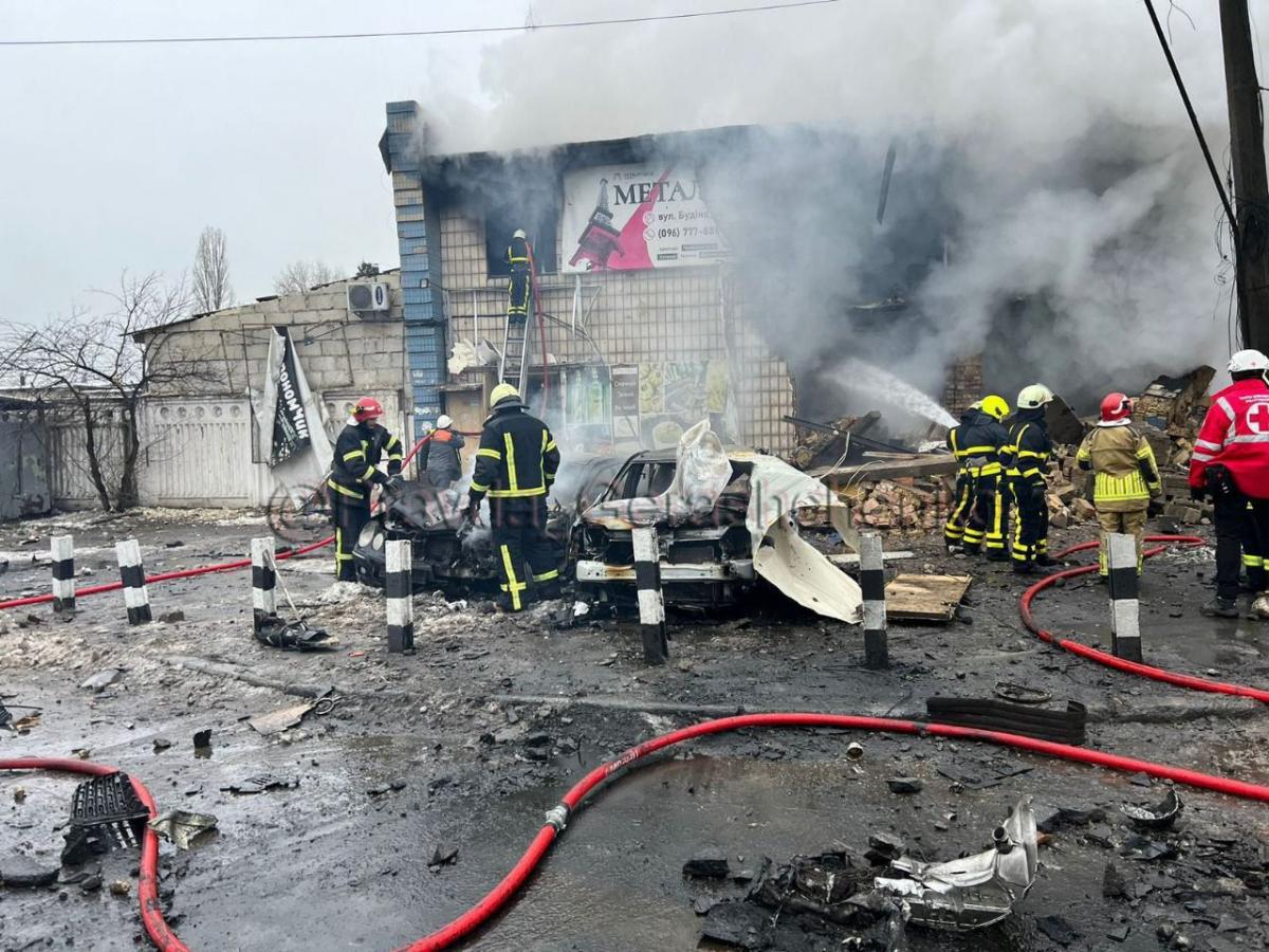 Кількість постраждалих внаслідок російського обстрілу Києва зросла / фото Антон Геращенко Кількість постраждалих внаслідок російського обстрілу Києва зросла / фото Антон Геращенко