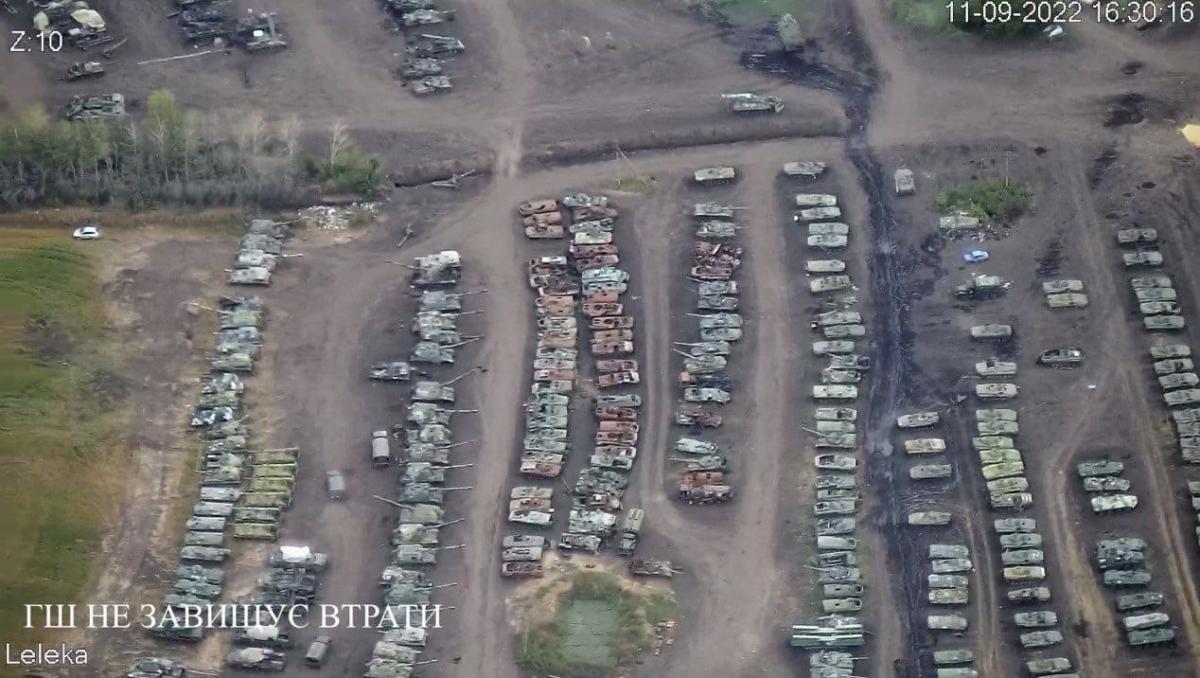 В РФ створили "кладовище" знищеної броні / СтратКом В РФ створили "кладовище" знищеної броні / СтратКом