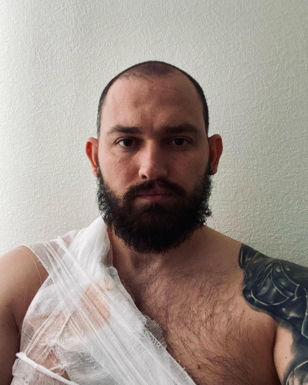 Сейчас Илья Рыбальченко находится в больнице / instagram.com/illya_strong_bear