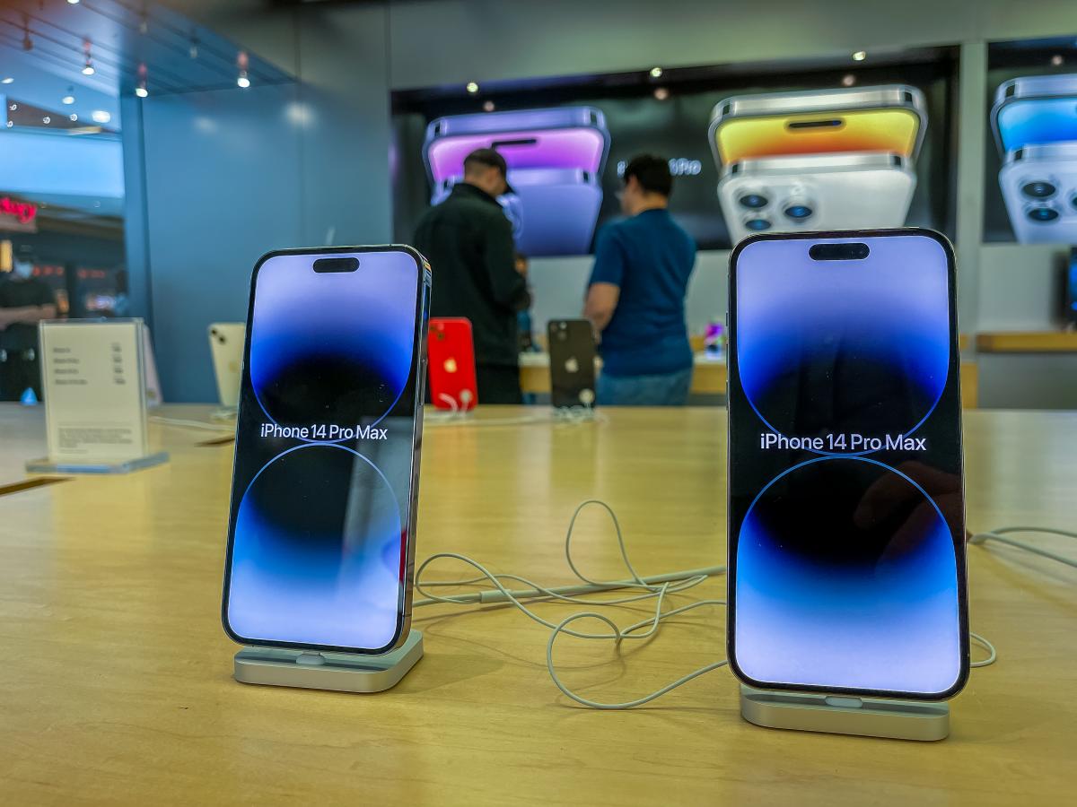 Всі моделі iPhone 15 можуть отримати камеру на 48 Мп / фото ua.depositphotos.com Всі моделі iPhone 15 можуть отримати камеру на 48 Мп / фото ua.depositphotos.com