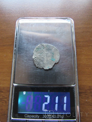 Вес монеты составляет 2,11 г / фото violity