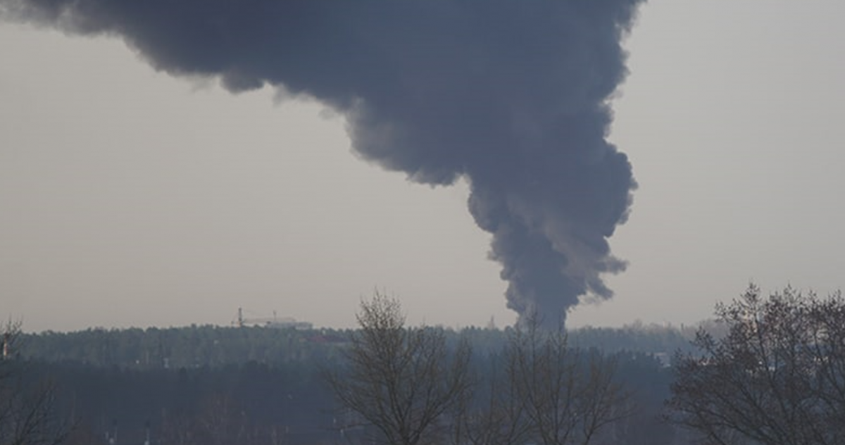 У Брянській області палають резервуари з нафтопродуктами / скріншот