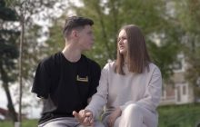 Український військовий втратив руку й хотів піти від коханої, та дівчина вирішила все інакше (відео)