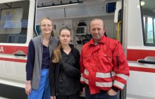 Медики здійснили останню мрію важкохворою українки, подолавши 1300 кілометрів