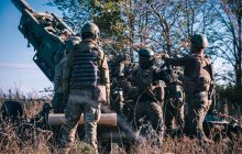 Зеленский предлагает продлить военное положение и мобилизацию в Украине