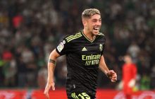 Курйоз туру: гравець Реала так потужно пробив по воротах, що м'яч зі стадіону полетів на балкон сусіднього будинку (відео)