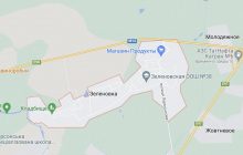 "По всіх деревах висіли": на Херсонщині "прилетіло" у кафе, де обідали росіяни (відео)