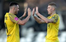 Хет-трик Довбика приніс перемогу Дніпру-1, Шахтар розбив Верес: огляди матчів УПЛ (відео)