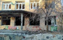 У Донецькій ОВА показали наслідки обстрілу лікарні та пологового будинку в Торецьку
