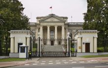 Екс-омбудсмен РФ натякнув на вбивство польського посла: у Варшаві відреагували