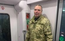 Військовий, якого через "поганий запах" вигнали в тамбур потяга, повернувся на фронт