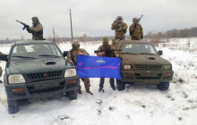 Favbet Foundation передал ВСУ еще два внедорожника Mitsubishi L200