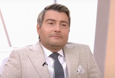 Лікар розсекретила хворобу Баскова, через яку він сильно погладшав