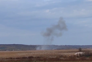 В Мелитопольском районе возле моста бавовна (фото)