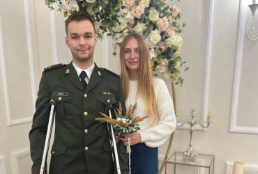 Командир Азова женился после возвращения из плена (фото)