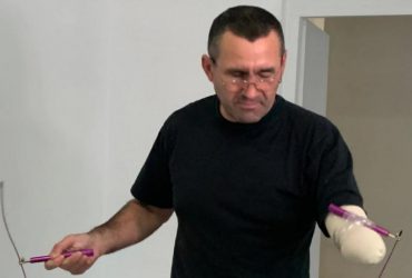 Хребет відчував через живіт: дружину бійця ЗСУ шокував стан чоловіка після полону