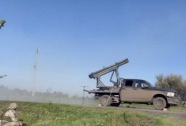 Украинские автомастера взялись производить мини-HIMARS для фронта (видео)
