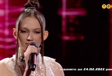 Голос країни-12: дочь Меладзе чувственно спела с Вакарчуком На небі (видео)