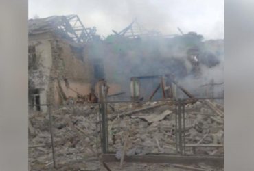 Враг ударил ракетами из С-300 по освобожденному селу в Херсонской области, разрушена школа (фото)