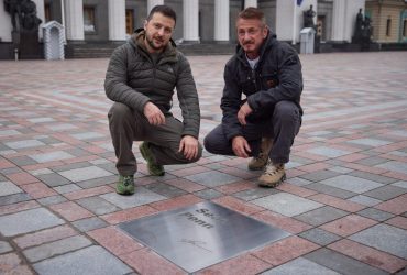 На Берлінале показали фільм Шона Пенна про Україну