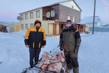 У Якутії сім'ям мобіків роздали туші оленів (фото)