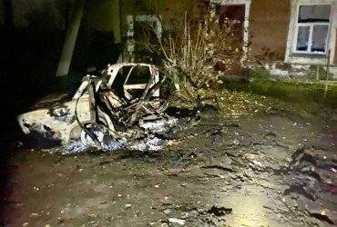 Окупанти з Градів обстріляли Нікопольський район: 45 тисяч сімей сидять без води (фото)