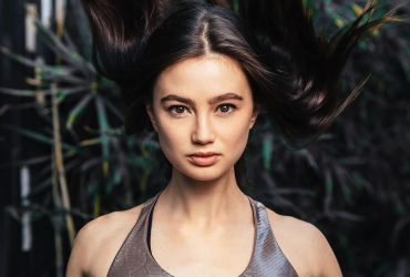 Голливудская актриса Марина Мазепа в слезах показала миру, что переживают украинцы (видео)