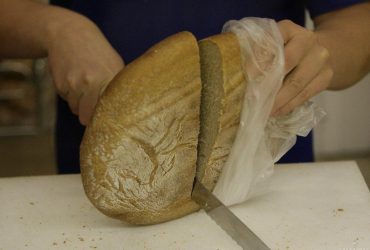 Грозит ли украинцам дефицит и подорожание хлеба: появился прогноз