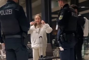 A Russian woman who abused Ukrainian women was deported from Germany - mass media (video)