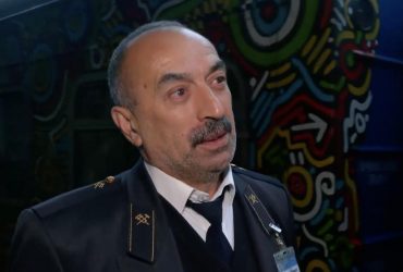 До перемоги: у Київ прибув забитий пасажирами потяг з Херсона (відео)