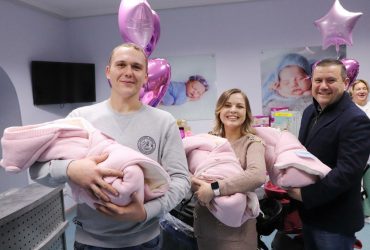 В Одесі медики допомогли народити трійню переселенці з Харкова (фото)