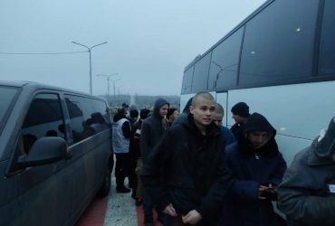 Fighters from Azovstal and National Guardsmen from Chernobyl: Ukraine returned home almost 40 Ukrainians