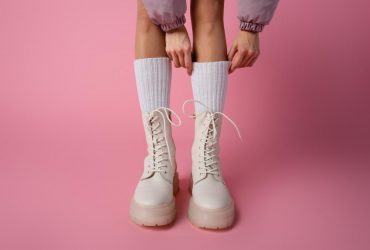 Названы самые стильные сапоги на зиму 2023 (фото)