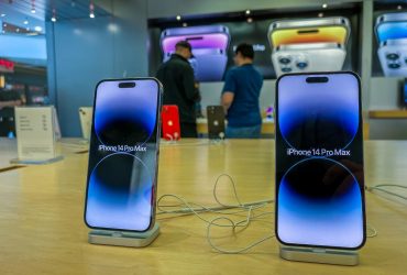 Власники iPhone 14 обурені – акумулятори їх смартфонів зношуються прямо на очах