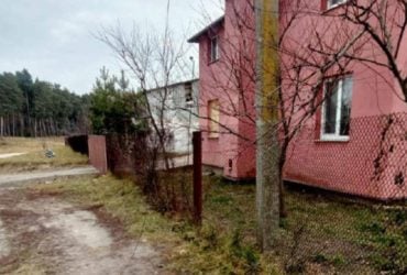 Повреждено агропредприятие, прилеты возле админздания: враг накрыл огнем часть Сумской области (фото)