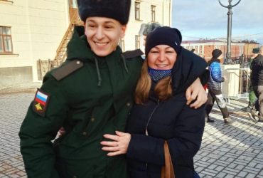 Мати полоненого росіянина рознесла Путіна й Шойгу: Ми худоба, чи що? (відео)