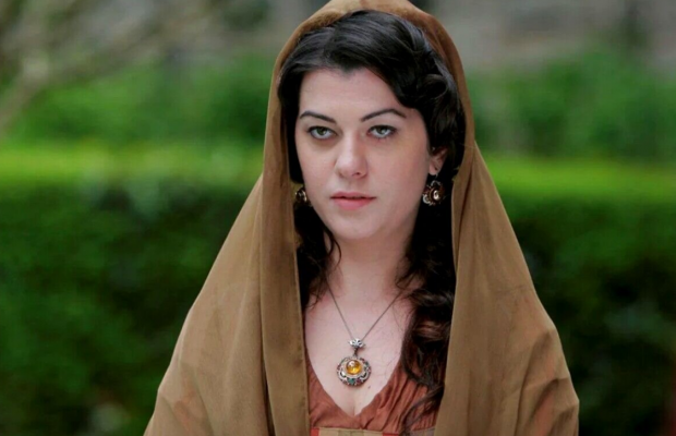 Зовсім не впізнати: в мережі показали сильно постарілу Нігяр з "Величного століття"