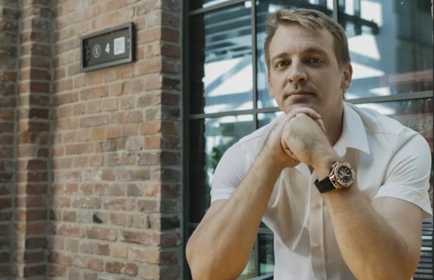 Українець, який придбав авто Данилка, раніше відзначився "гучним" придбанням (фото)