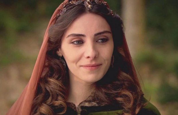 У це неможливо повірити: в мережі показали, який вигляд зараз має Махідевран з "Величного століття"