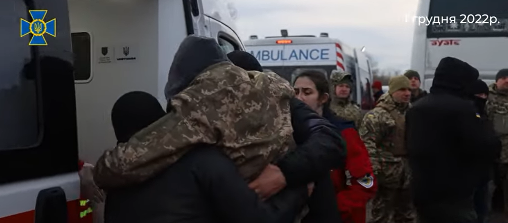 Украина провела очередной обмен пленными \ скриншот с видео Украина провела очередной обмен пленными \ скриншот с видео