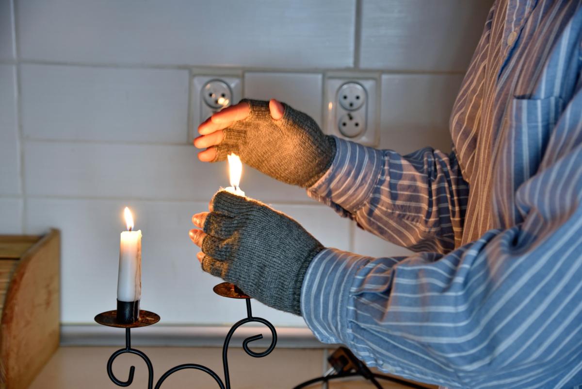  В ДТЭК уверяют, что в Киеве с 5 декабря электроэнергию будут отключать по графикам / фото ua.depositphotos.com