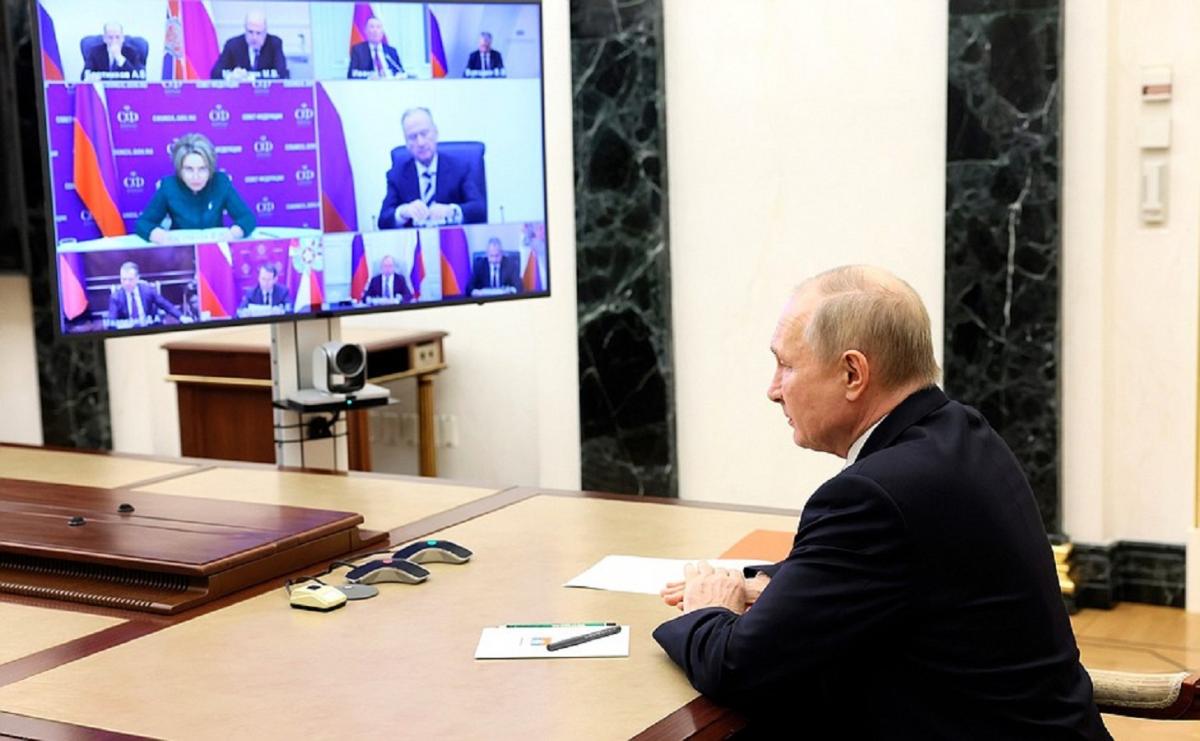 Вчера неизвестный беспилотник атаковал «ядерную» авиацию в 600 км от Украины / kremlin.ru Вчера неизвестный беспилотник атаковал «ядерную» авиацию в 600 км от Украины / kremlin.ru