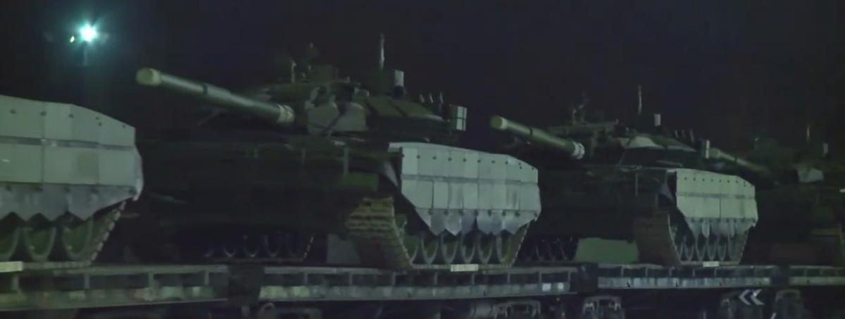 У РФ анонсували танки Т-72Б3 "з досвідом боїв в Україні" / фото t.me/ochen_zloy_chat У РФ анонсували танки Т-72Б3 "з досвідом боїв в Україні" / фото t.me/ochen_zloy_chat